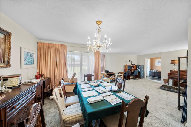 2137 SE 11TH STREET, Ocala, FL 34471