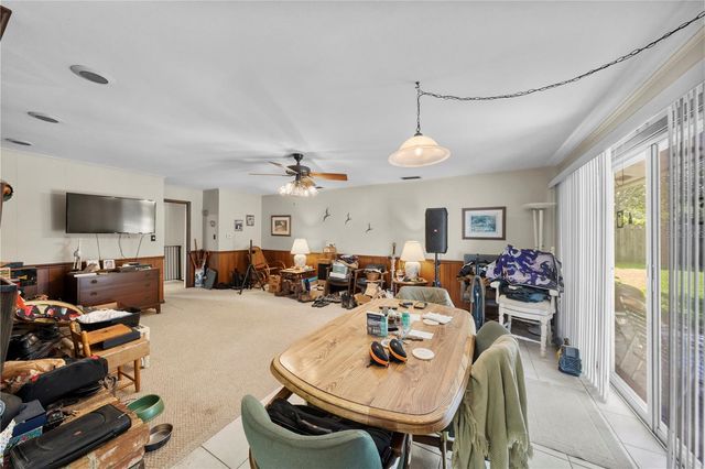 2137 SE 11TH STREET, Ocala, FL 34471