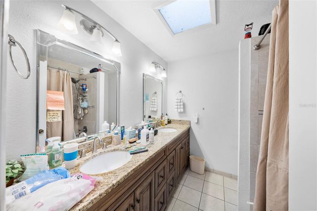 2137 SE 11TH STREET, Ocala, FL 34471