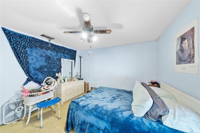2137 SE 11TH STREET, Ocala, FL 34471