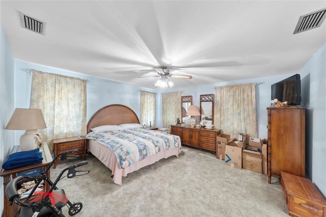 2137 SE 11TH STREET, Ocala, FL 34471