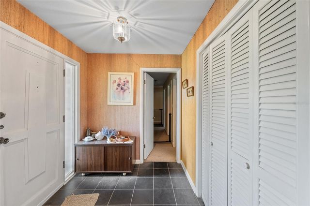 2137 SE 11TH STREET, Ocala, FL 34471
