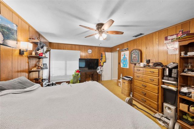 2137 SE 11TH STREET, Ocala, FL 34471