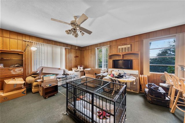 2137 SE 11TH STREET, Ocala, FL 34471