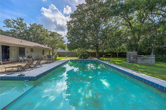 2137 SE 11TH STREET, Ocala, FL 34471