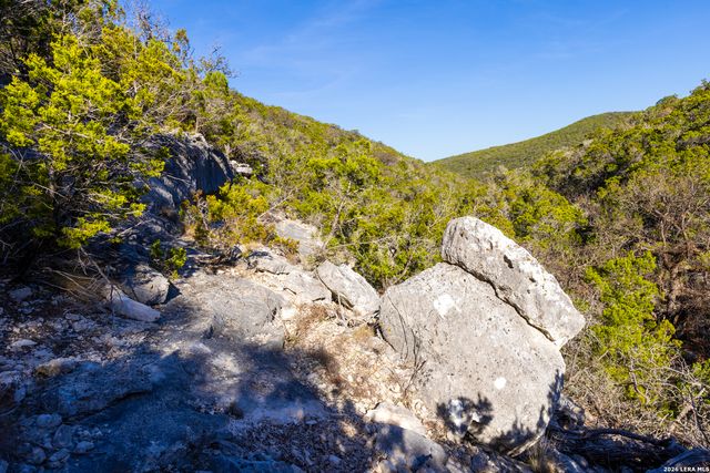 1030 Owl Hollow, Leakey, TX 78873