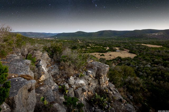 1030 Owl Hollow, Leakey, TX 78873