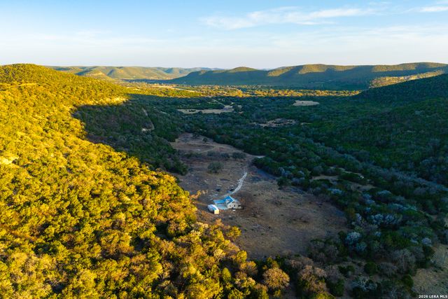 1030 Owl Hollow, Leakey, TX 78873