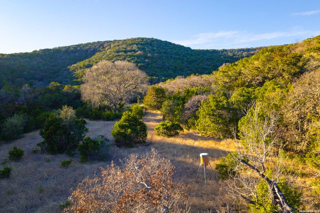 1030 Owl Hollow, Leakey, TX 78873