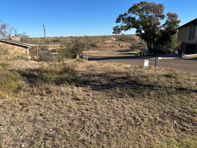 100 E Canyonview Drive, Ransom Canyon, TX 79366