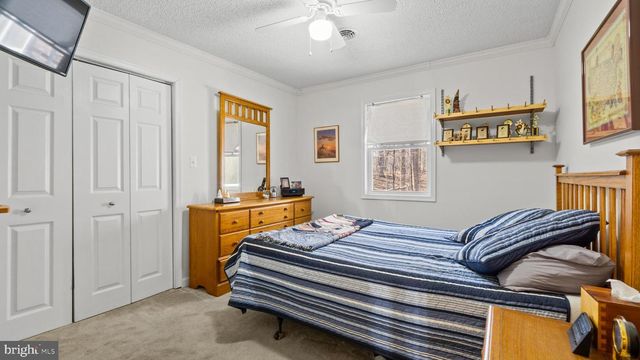 171 SOUR MASH RD, Harpers Ferry, WV 25425