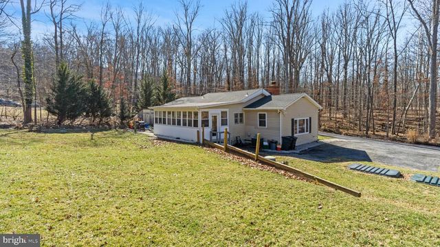 171 SOUR MASH RD, Harpers Ferry, WV 25425