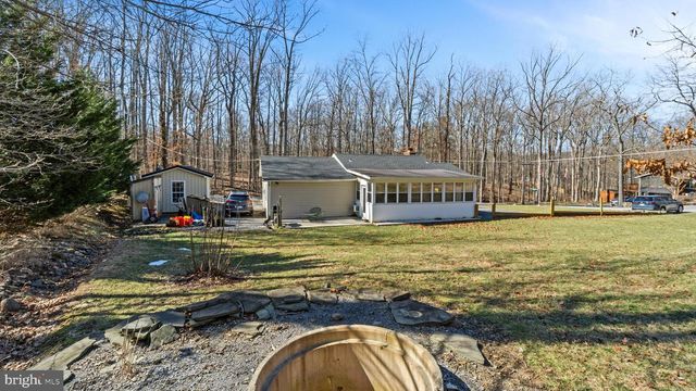 171 SOUR MASH RD, Harpers Ferry, WV 25425