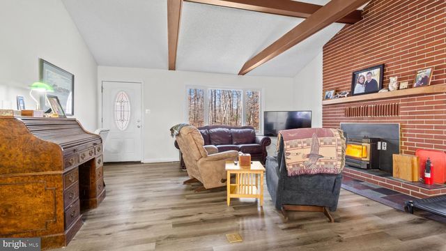 171 SOUR MASH RD, Harpers Ferry, WV 25425