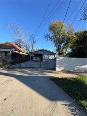 4438 Park Ave., Riverside, CA 92507