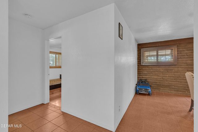 538 Rancho Viejo Drive, Socorro, TX 79927