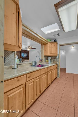 538 Rancho Viejo Drive, Socorro, TX 79927