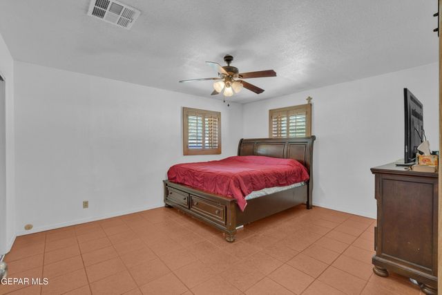 538 Rancho Viejo Drive, Socorro, TX 79927