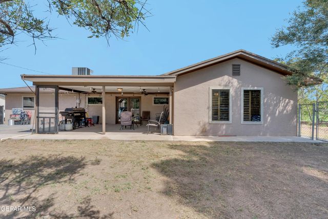 538 Rancho Viejo Drive, Socorro, TX 79927