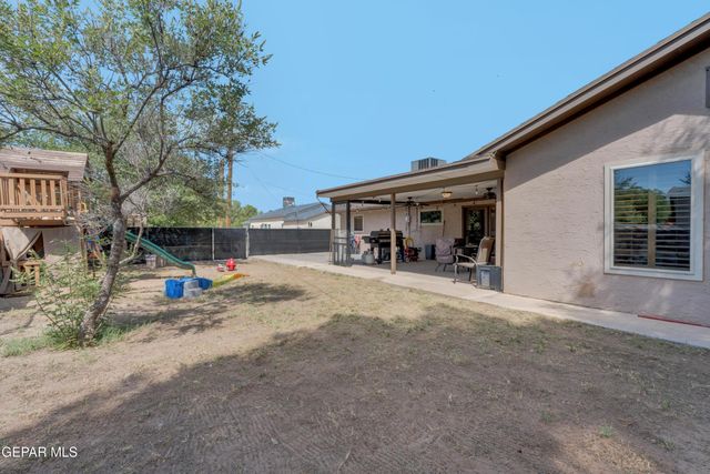 538 Rancho Viejo Drive, Socorro, TX 79927