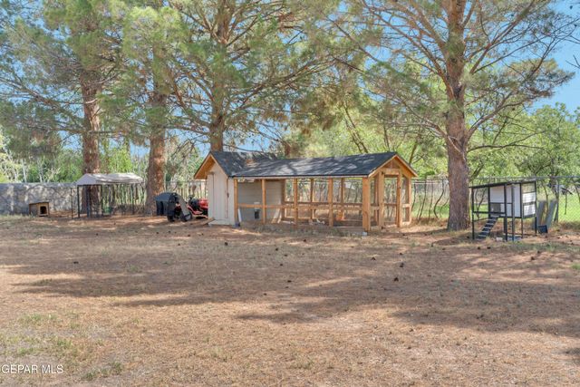 538 Rancho Viejo Drive, Socorro, TX 79927