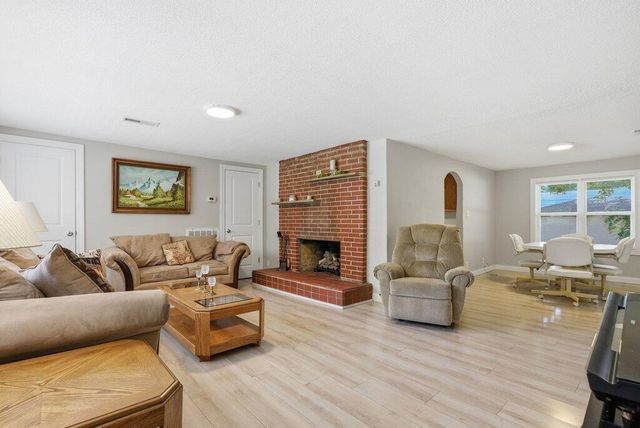 1819 Hamilton Avenue, South Pittsburg, TN 37380