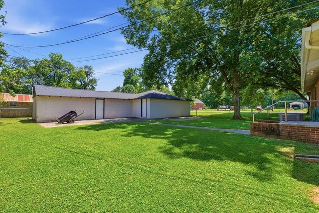 1819 Hamilton Avenue, South Pittsburg, TN 37380