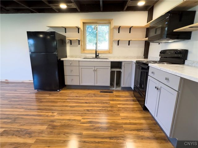 5657 Glendale Road, Martinsburg, NY 13404