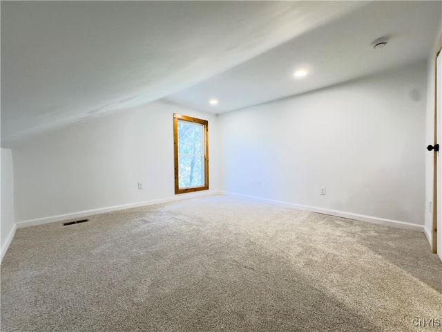 5657 Glendale Road, Martinsburg, NY 13404