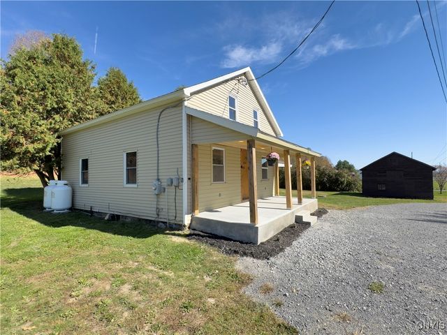 5657 Glendale Road, Martinsburg, NY 13404