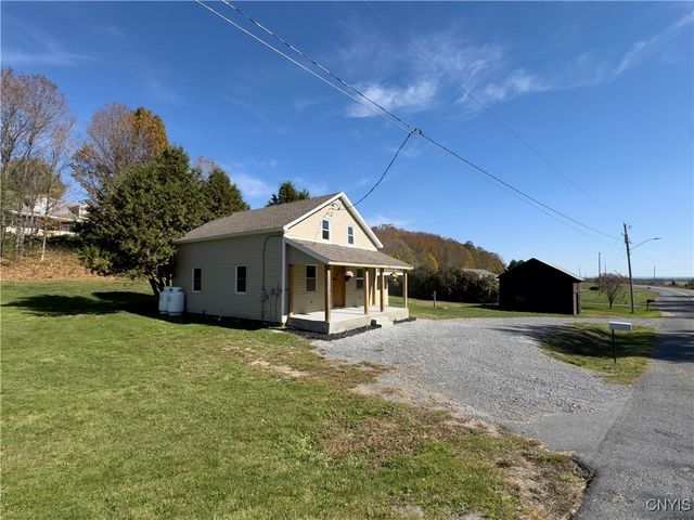 5657 Glendale Road, Martinsburg, NY 13404