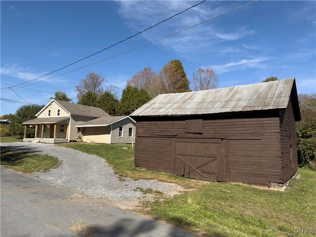 5657 Glendale Road, Martinsburg, NY 13404
