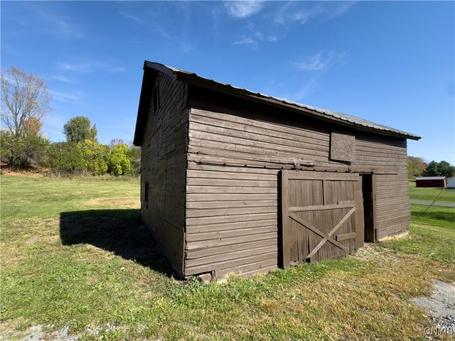 5657 Glendale Road, Martinsburg, NY 13404