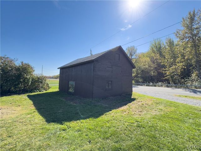5657 Glendale Road, Martinsburg, NY 13404