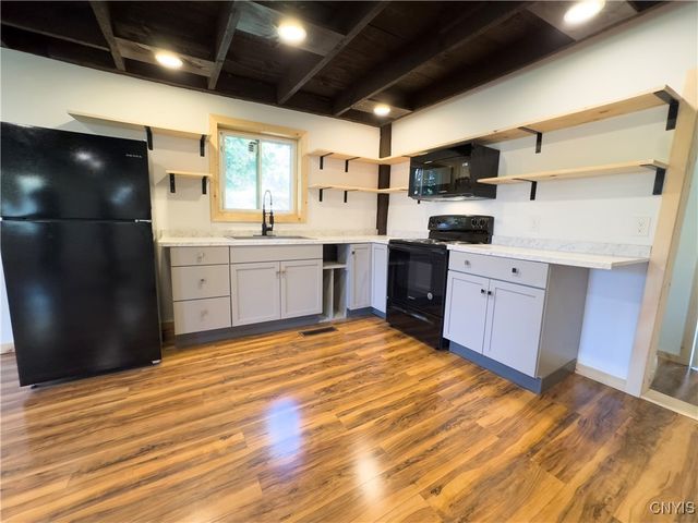 5657 Glendale Road, Martinsburg, NY 13404