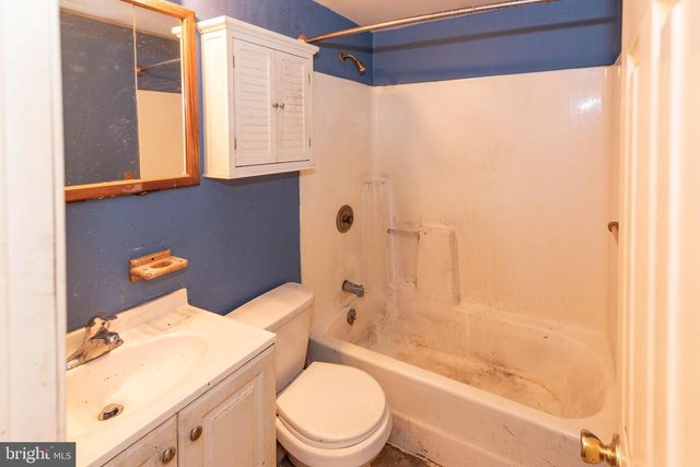 3459 CHESTNUT AVE, Baltimore, MD 21211