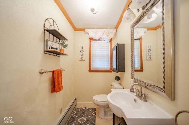 124 N Mustin Drive, Anderson, IN 46012