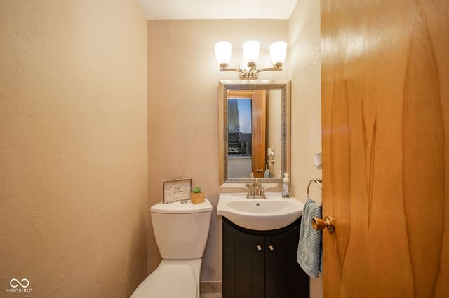 124 N Mustin Drive, Anderson, IN 46012