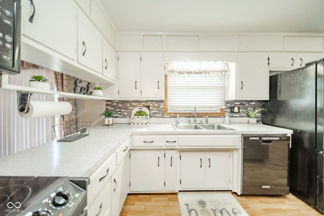 124 N Mustin Drive, Anderson, IN 46012