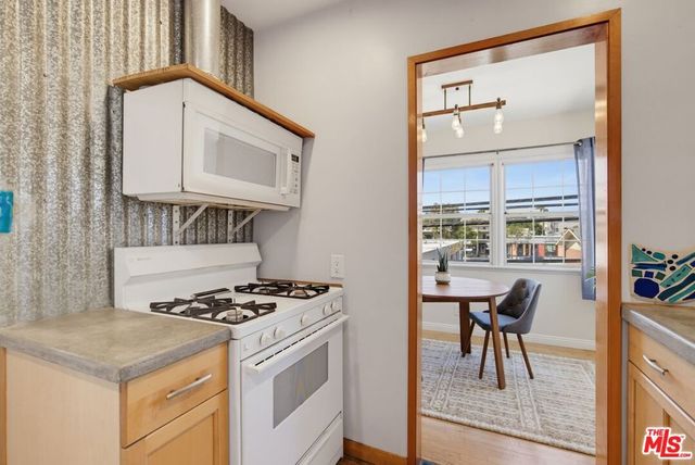 1834 9th Street 5, Santa Monica, CA 90404
