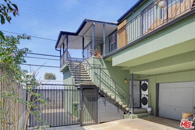 1834 9th Street 5, Santa Monica, CA 90404