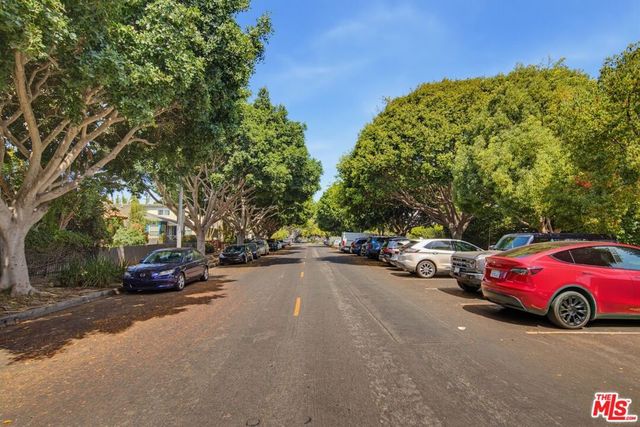 1834 9th Street 5, Santa Monica, CA 90404