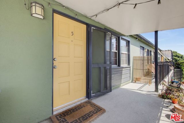 1834 9th Street 5, Santa Monica, CA 90404