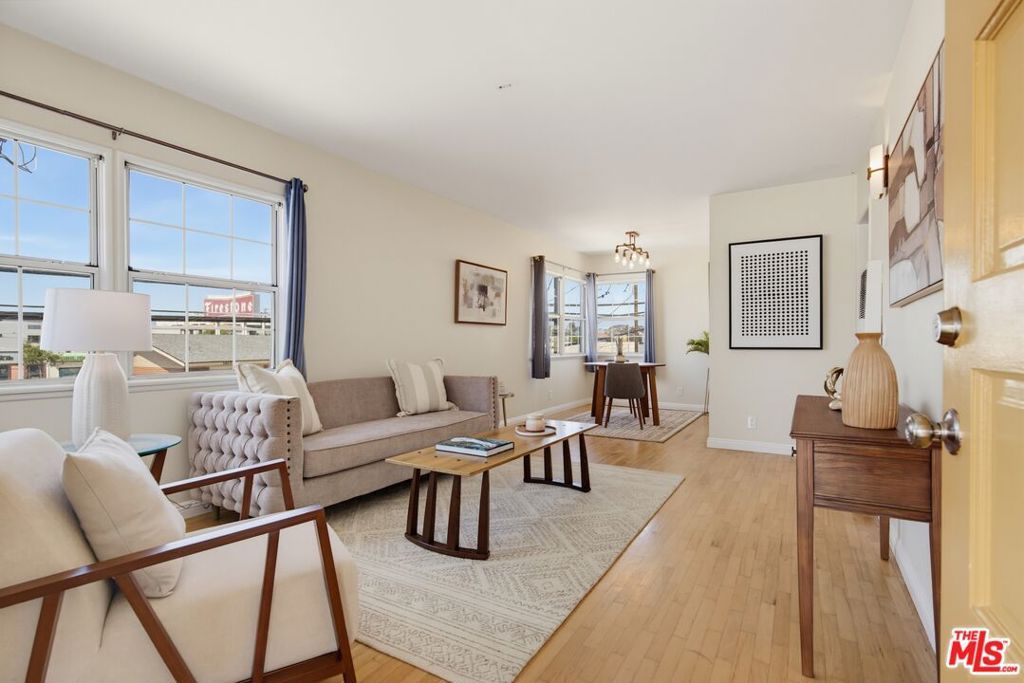 1834 9th Street 5, Santa Monica, CA 90404