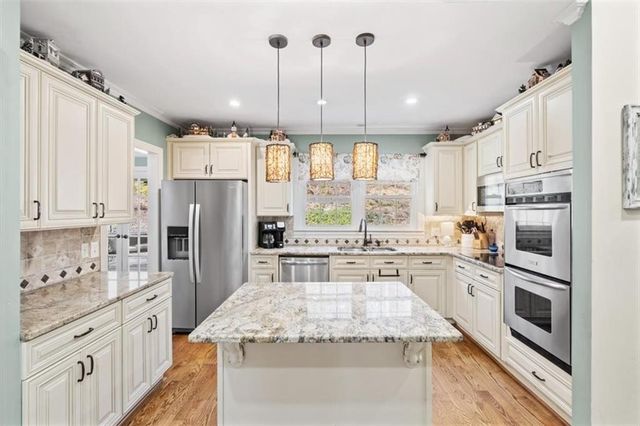 20 Pine Valley SW Road, Rome, GA 30165