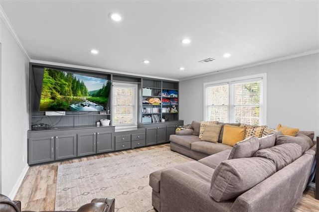 20 Pine Valley SW Road, Rome, GA 30165