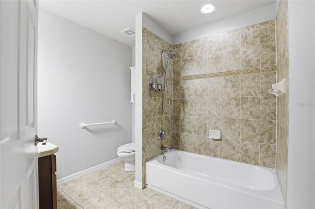 9733 SW 104TH LANE, Gainesville, FL 32608