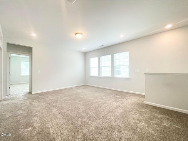 213 Ivy Arbor Way, Holly Springs, NC 27540