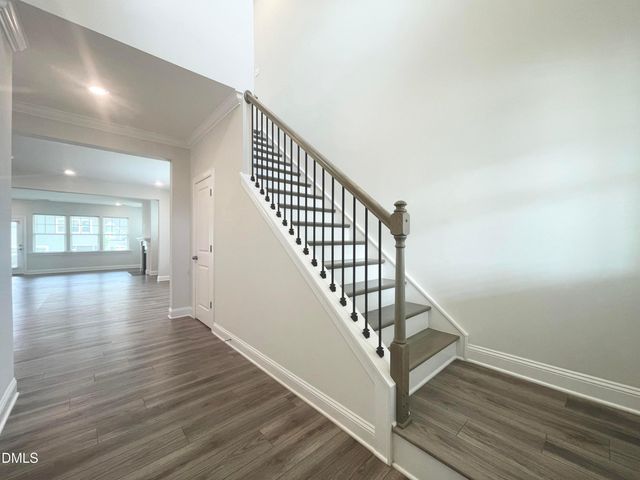 213 Ivy Arbor Way, Holly Springs, NC 27540