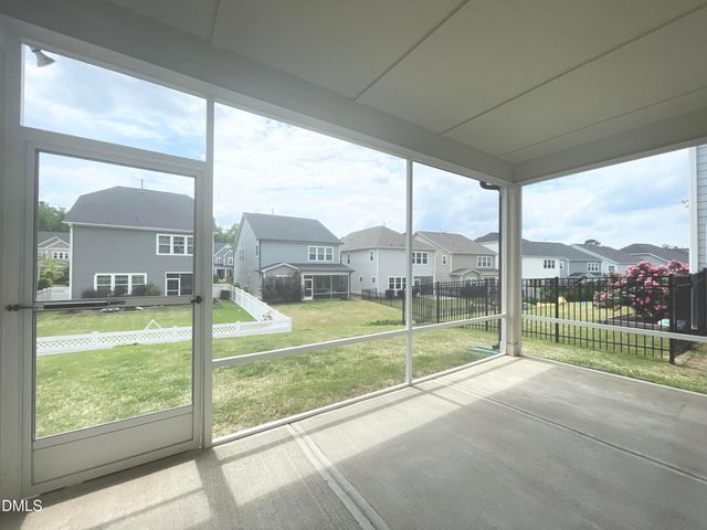 213 Ivy Arbor Way, Holly Springs, NC 27540